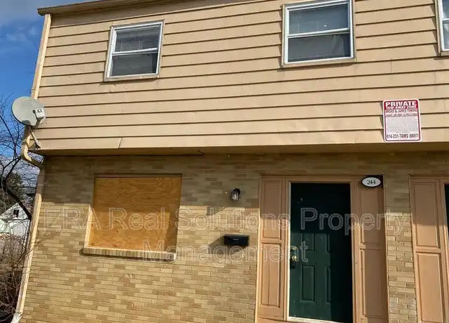Property at 244 N Southampton Ave, Columbus, OH, 43204, 3 beds, 1 bath, [object Object]