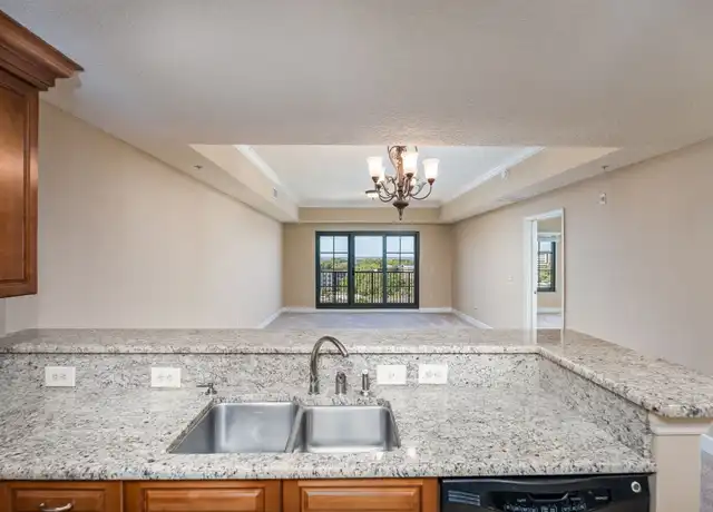 Property at 1478 Riverplace Blvd, Jacksonville, FL, 32207, 1 bed, 1 bath, [object Object]