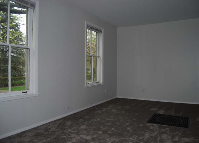 Photo of 7415 Oak Ave, River Forest, IL 60305