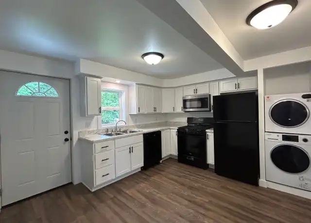 Property at 307 Sycamore St, Lagrange, IN, 46761, 3 beds, 1 bath, [object Object]