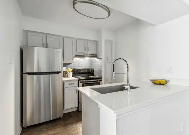 Property at 1700 Seaspray Ct Unit VAS1, Houston, TX, 77008, 2 beds, 2 baths, [object Object]