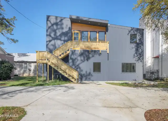 Property at 306 W Taft St Unit B, Lafayette, LA, 70501, 2 beds, 2 baths, [object Object]