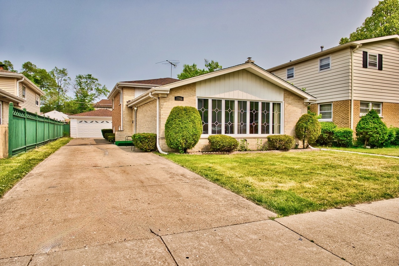 Air Conditioning - Skokie, IL Homes for Sale