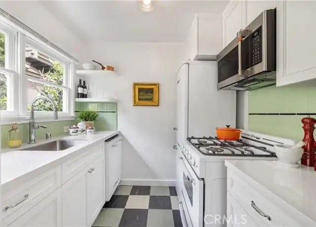 Property at 312 Myrtle St, Laguna Beach, CA, 92651, 1 bed, 1 bath, [object Object]