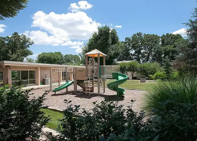 Property at Tysons Glen Apartments and Townhomes - 2250 Mohegan Dr, Falls Church, VA, 22043, 1-2 bed, 1-1.5 bath, [object Object]