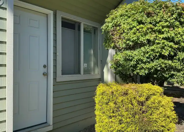 Property at 2535 SE 119th Ave #6, Portland, OR, 97266, 2 beds, 1 bath, [object Object]