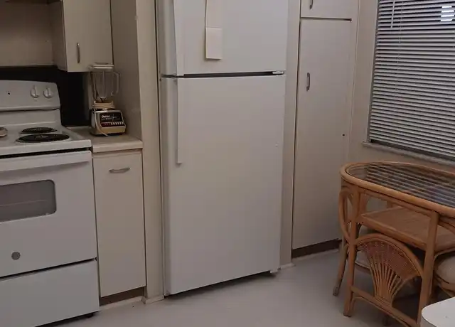 Property at 3004 Portofino Isle Unit F1, Coconut Creek, FL, 33066, 2 beds, 2 baths, [object Object]