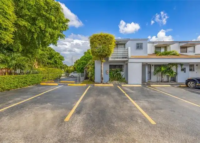 Property at 5511 W 22nd Ct Unit 0, Hialeah, FL, 33016, 3 beds, 2 baths, [object Object]