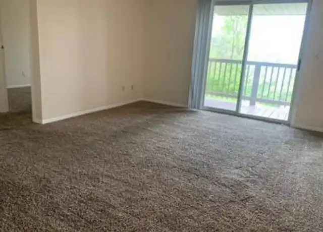 Property at 740 Gordon Smith Blvd, Hamilton, OH, 45013, 2 beds, 1 bath, [object Object]