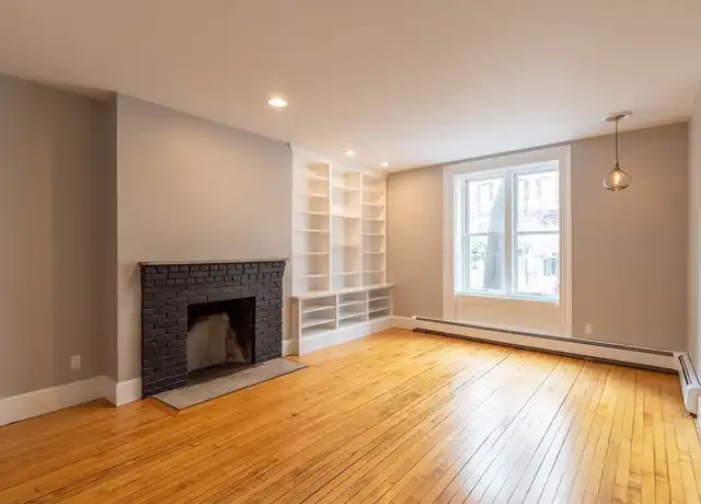 Property at 40 Mount Vernon St Unit 1B, Boston, MA, 02108, 1 bed, 1 bath, [object Object]
