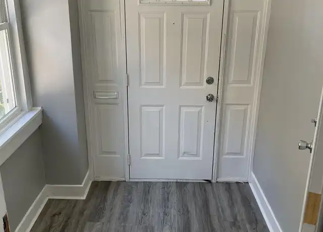 Property at 1118 N Austin Blvd Unit 2, Oak Park, IL, 60302, 4 beds, 2 baths, [object Object]
