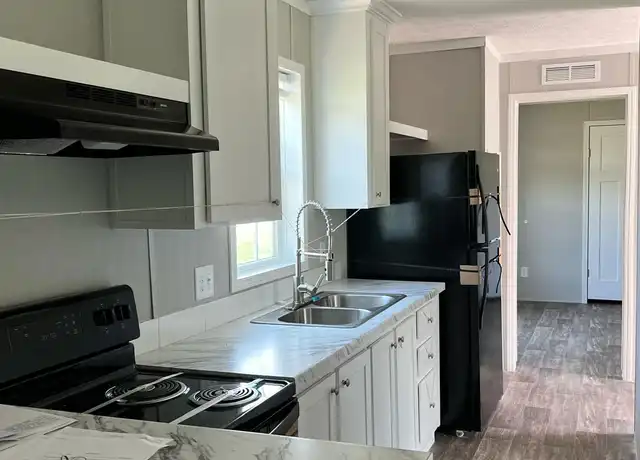Property at 19 Andieange Cir, Asheville, NC, 28806, 3 beds, 2 baths, [object Object]