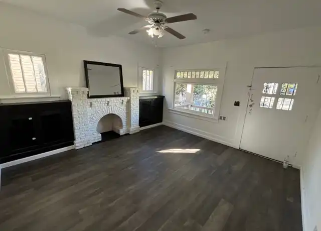 Property at 140 W 47th St, Los Angeles, CA, 90037, 2 beds, 1 bath, [object Object]