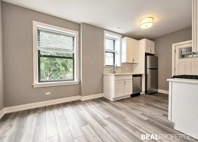 Property at 3937 N Janssen Ave Unit W1, Chicago, IL, 60613, 2 beds, 2 baths, [object Object]