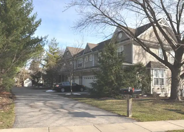 Property at 118 McKinley Ave Unit 118, Libertyville, IL, 60048, 3 beds, 2.5 baths, [object Object]