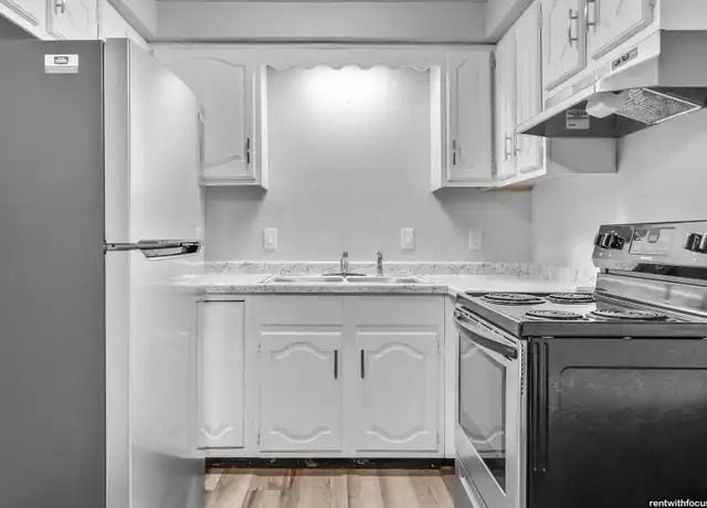 Property at 1000 Taylor St Unit 1, Little Chute, WI, 54140, 2 beds, 1 bath, [object Object]