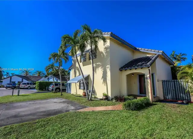 Property at 2500 SW 113th Ct Unit 1, Miami, FL, 33165, 3 beds, 2 baths, [object Object]