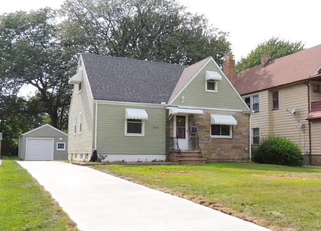 Property at 324 E 222nd St, Euclid, OH, 44123, 4 beds, 1 bath, [object Object]