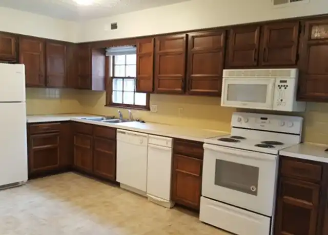 Property at 1422 Ashbourne Dr, Lynchburg, VA, 24501, 3 beds, 1.5 baths, [object Object]