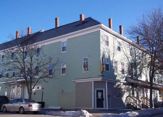 Property at 49 Pennacook St Unit 2, Manchester, NH, 03104, 2 beds, 1 bath, [object Object]