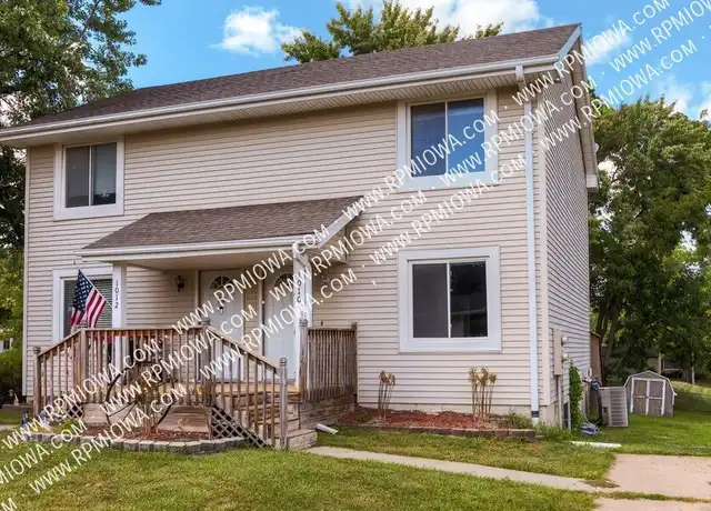 Property at 1010 W 1st Ave, Indianola, IA, 50125, 2 beds, 1 bath, [object Object]