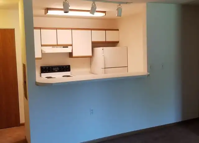 Property at 5325 Westport Rd, Madison, WI, 53704, 1 bed, 1 bath, [object Object]