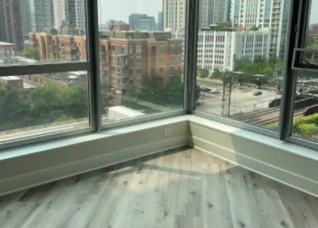 Property at 313 N Canal St, Chicago, IL, 60606, 1 bed, 1 bath, [object Object]