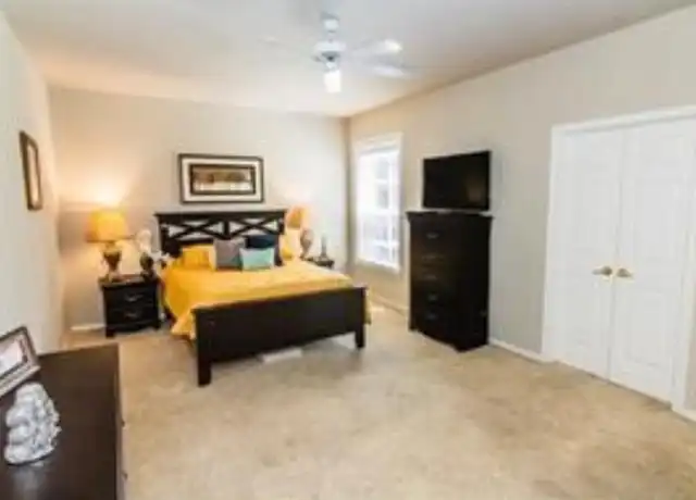 Property at 2400 McCue Rd #337, Houston, TX, 77056, 2 beds, 1 bath, [object Object]