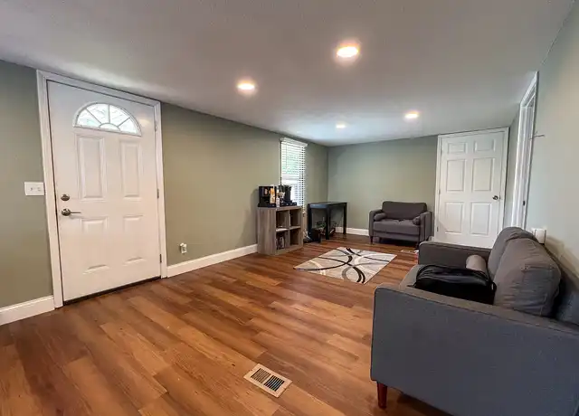 Property at Pine Meadows - 3000 John Harden Dr, Jacksonville, AR, 72076, 3 beds, 2 baths, [object Object]