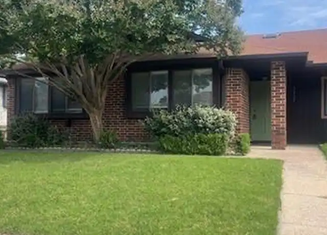 Property at 2337 Oakmont Dr, Bedford, TX, 76022, 2 beds, 2 baths, [object Object]