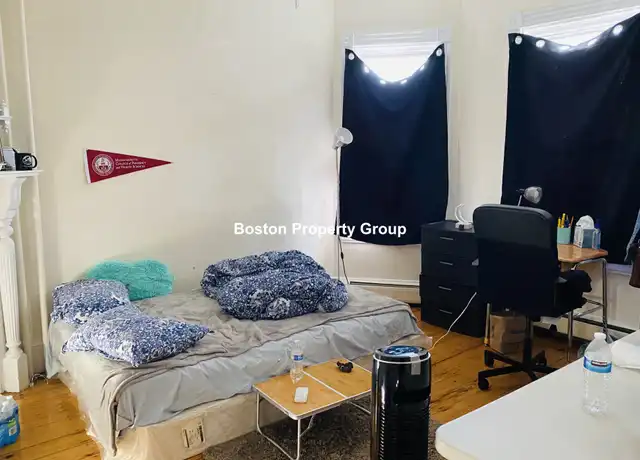 Property at 85 Hillside St Unit 2, Mission Hill, MA, 02120, 2 beds, 1 bath, [object Object]