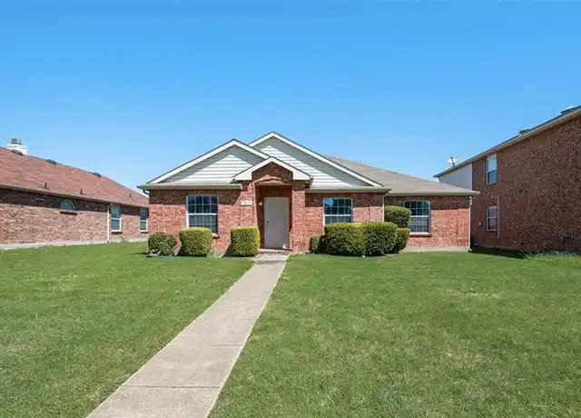 Property at 1217 Spring Water Dr, Lancaster, TX, 75134, 3 beds, 2 baths, [object Object]