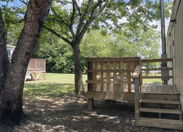 Photo of 218 Big Z Dr, Maryville, TN 37801