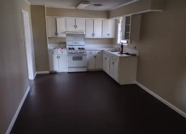 Property at 306 Holly Ridge Dr, Monroe, LA, 71203, 3 beds, 1.5 baths, [object Object]