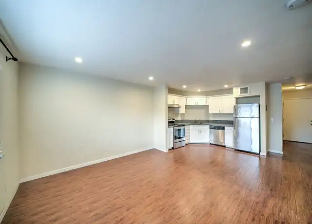 Property at 530 24th St, Oakland, CA, 94612, 0 beds, 1 bath, [object Object]