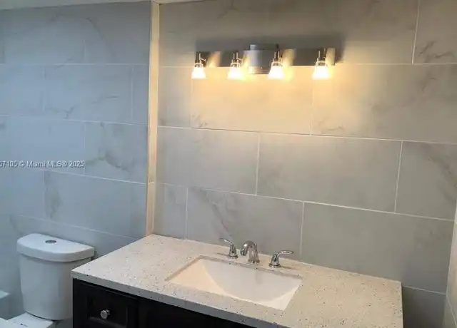 Property at 1301 NE Miami Gardens Dr Unit 1622W, Miami, FL, 33179, 1 bed, 2 baths, [object Object]