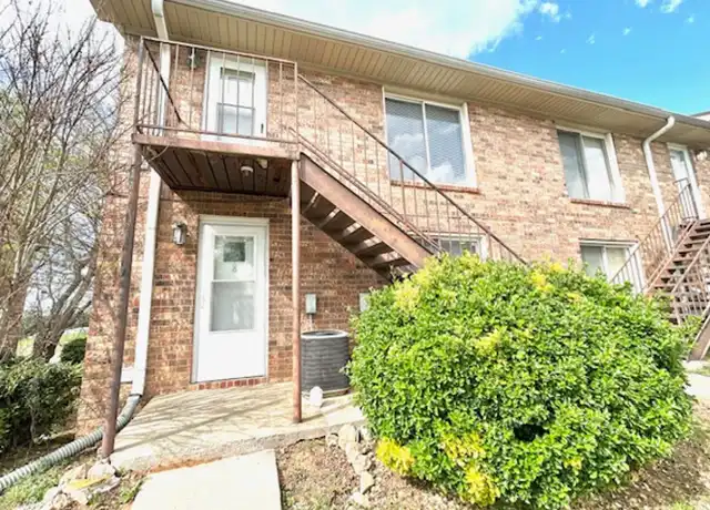 Property at 2016 Hobbs Rd SE Unit 8, Huntsville, AL, 35803, 1 bed, 1 bath, [object Object]