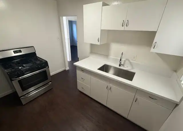 Property at 3771 S Bentley Ave Unit 3771, Los Angeles, CA, 90034, 2 beds, 1 bath, [object Object]