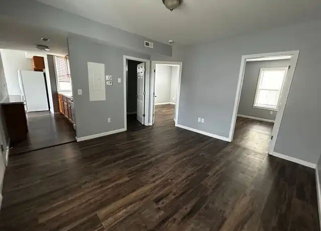 Property at 658 Rimmon St Unit 658-2R Rimmon, Manchester, NH, 03102, 2 beds, 1 bath, [object Object]