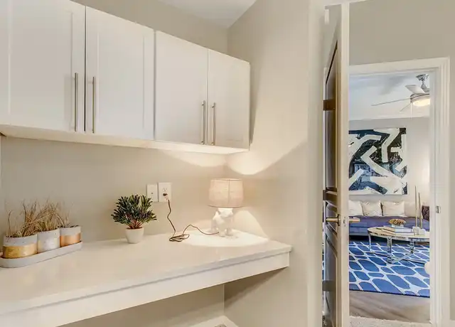Property at 5561 E Mockingbird Ln Unit 4830, Dallas, TX, 75206, 1 bed, 1 bath, [object Object]