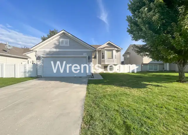Property at 1726 W Rain Ln, Spokane, WA, 99208, 4 beds, 3 baths, [object Object]