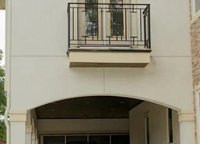 Property at 5545 Navarro St Unit GQ, Houston, TX, 77056, 2 beds, 2 baths, [object Object]