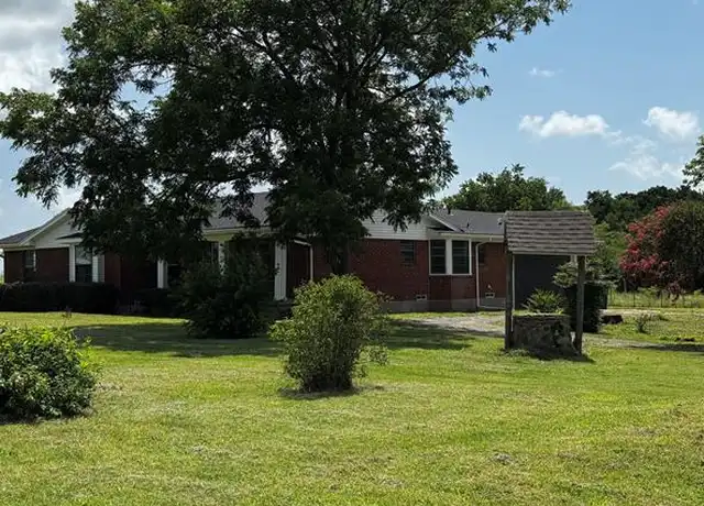 Property at 1001 Crisp Rd, Ennis, TX, 75119, 3 beds, 2.5 baths, [object Object]