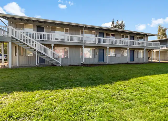 Property at Sumner Station - 728 Cherry Ave, Sumner, WA, 98390, 2 beds, 1 bath, [object Object]