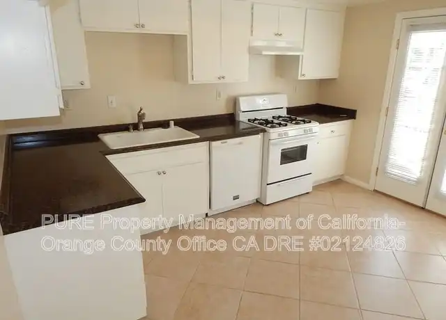 Property at 16972 Hoskins Ln Unit 5, Huntington Beach, CA, 92649, 2 beds, 2 baths, [object Object]