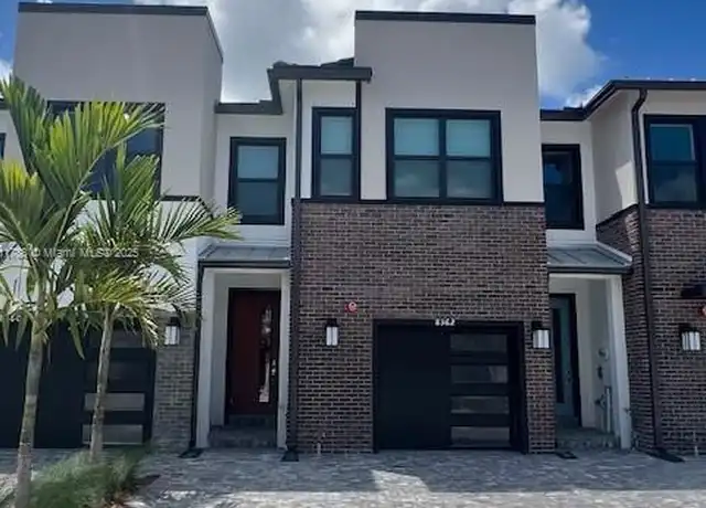 Property at 8362 NW 7th Pl #8362, Plantation, FL, 33325, 3 beds, 2 baths, [object Object]