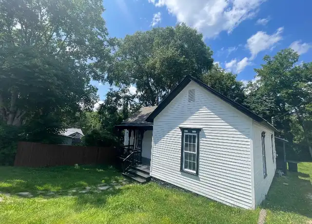 Property at 412 W 12th St, Columbia, TN, 38401, 2 beds, 1 bath, [object Object]