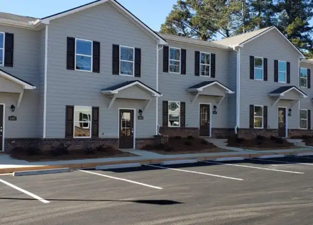 Property at 4335 McClure Springs Dr Unit 4327 McClure, Oakwood, GA, 30566, 4 beds, 3 baths, [object Object]