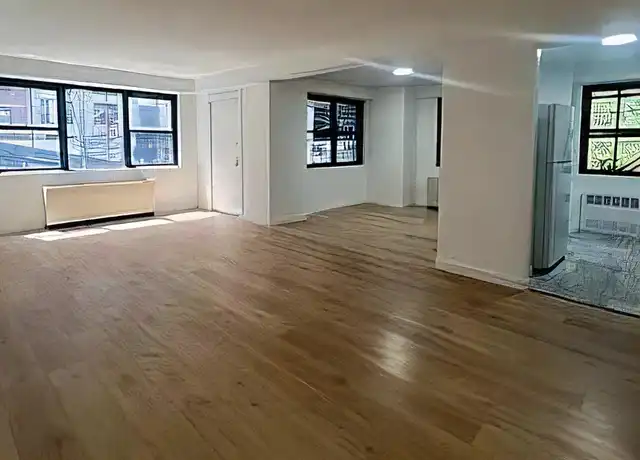 Property at 305 E 86th St Unit 1GE, New York, NY, 10028, 2 beds, 2 baths, [object Object]