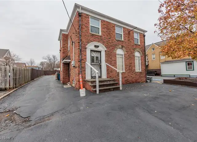 Property at 5209 Memphis Ave Unit up, Cleveland, OH, 44144, 2 beds, 1 bath, [object Object]